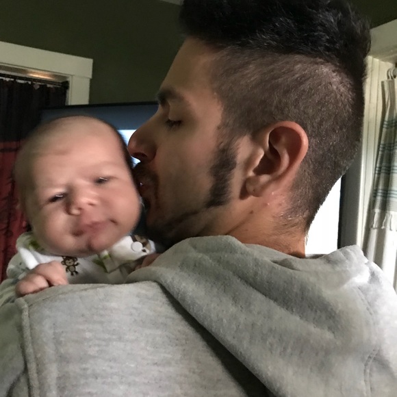 Meet your Posher, Kevin - Picture 3 of 6